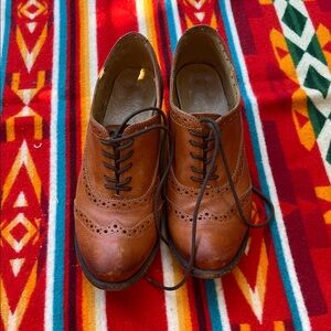 Frye Tan Leather Women's Oxfords